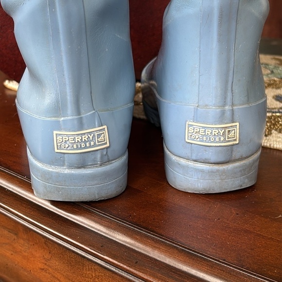 Sperry Vintage Blue Tall Rubber Boots Waterproof w/ Cream Knit Sequin Boot Socks - Picture 7 of 16